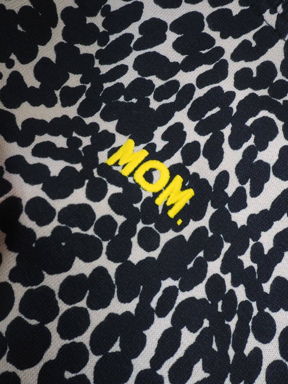 Still-Sweatshirt Leo - Image 5